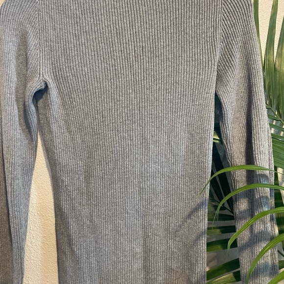 ❌SOLD!❌ Y2K 90s VTG Ribbed Button Down Grey Crop Top size Small - Picture 8 of 8